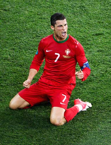 力创造点球 力创造点球