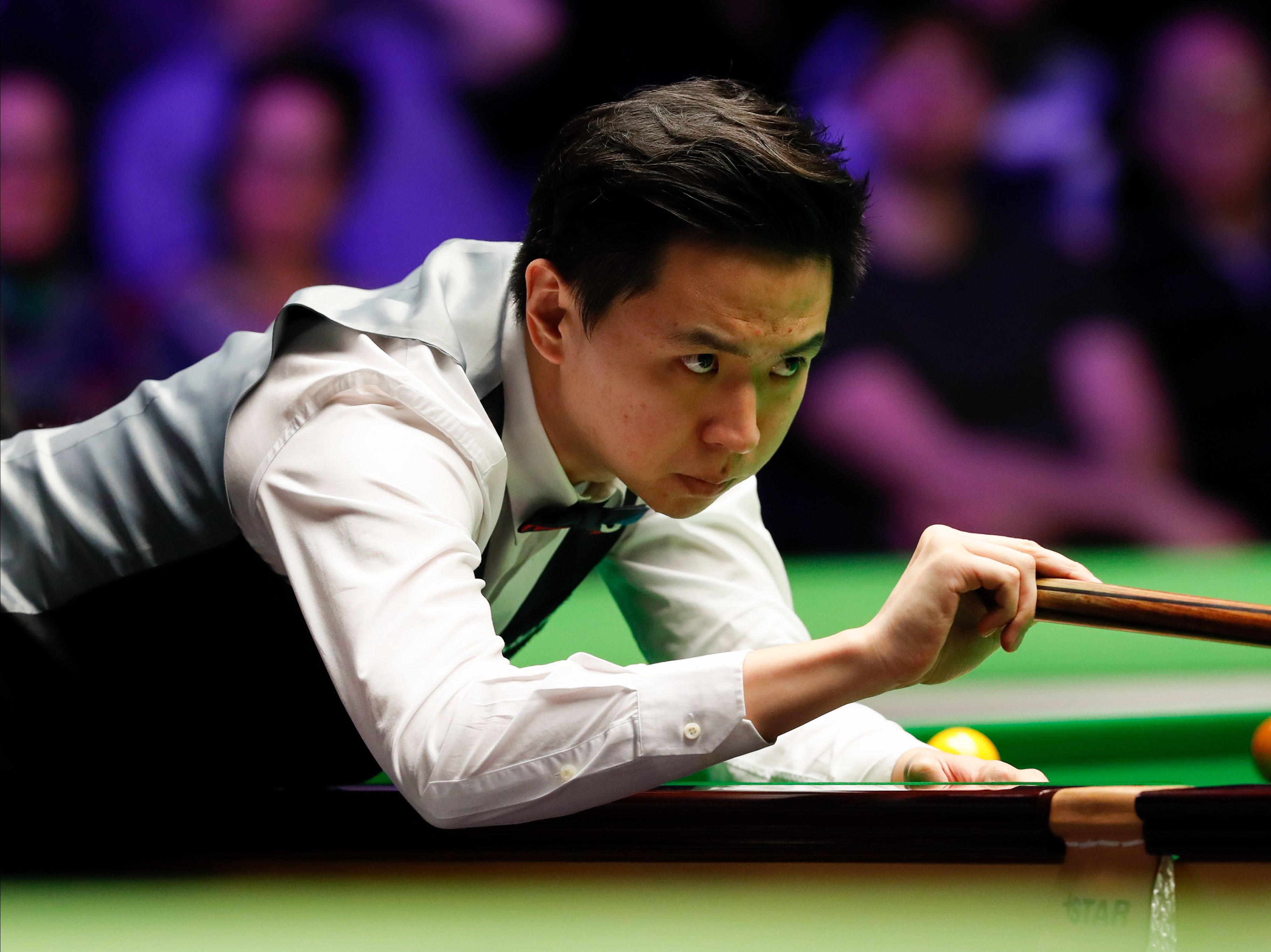 夫赛场的亮 夫赛场的亮