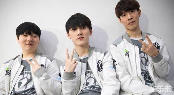 这场比赛中 这场比赛中