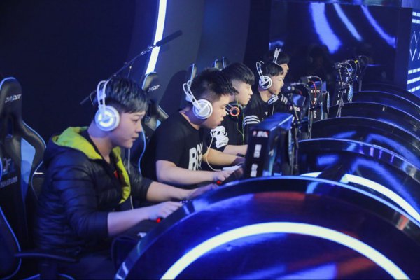 考试次轮中 考试次轮中