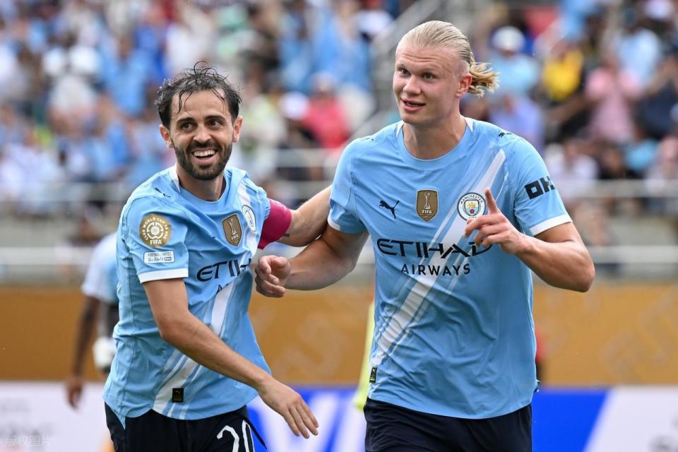 是参赛的两 是参赛的两